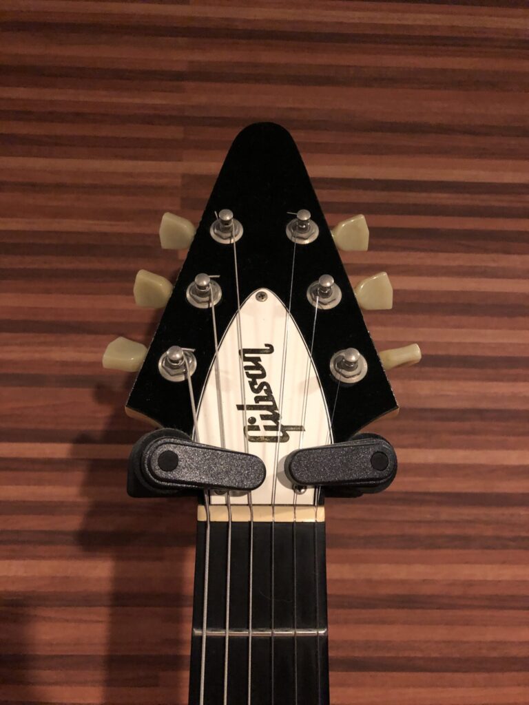 GibsonフライングV 67' Classic Whiteのヘッドの図
